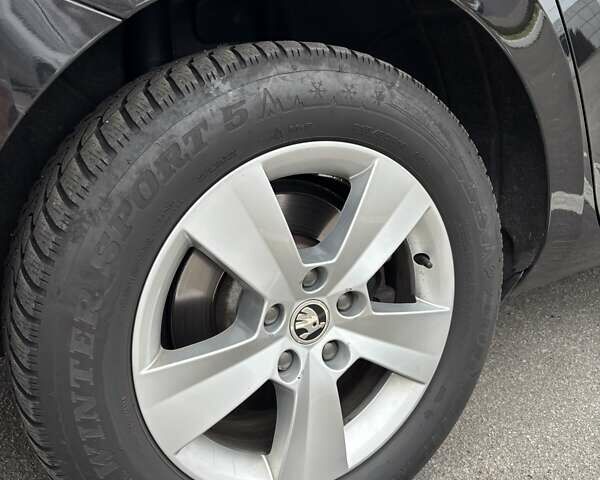 Черный Шкода Суперб, объемом двигателя 2 л и пробегом 220 тыс. км за 25000 $, фото 27 на Automoto.ua