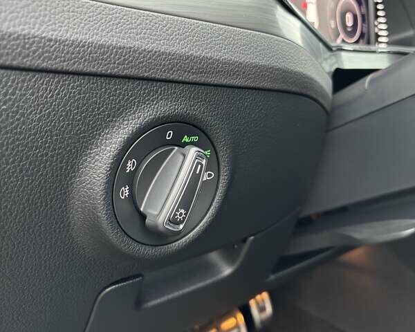 Черный Шкода Суперб, объемом двигателя 2 л и пробегом 220 тыс. км за 25000 $, фото 8 на Automoto.ua