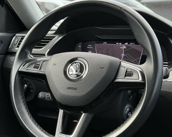 Чорний Шкода Суперб, об'ємом двигуна 2 л та пробігом 152 тис. км за 28900 $, фото 43 на Automoto.ua