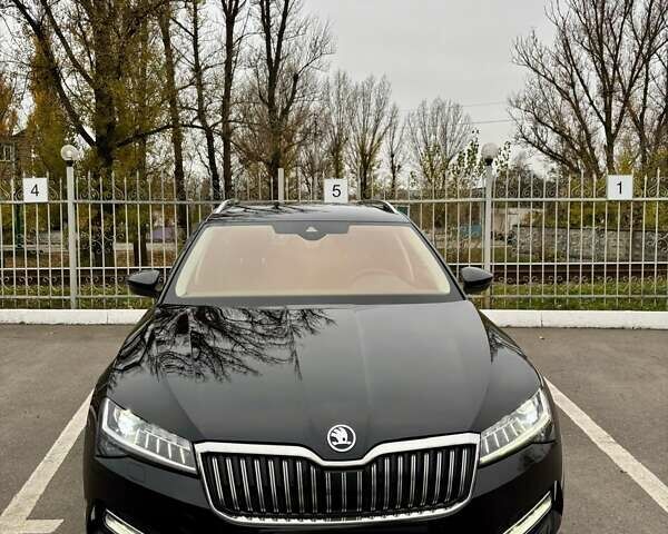 Черный Шкода Суперб, объемом двигателя 2 л и пробегом 220 тыс. км за 25000 $, фото 3 на Automoto.ua