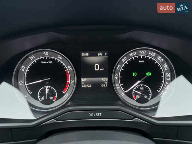 Черный Шкода Суперб, объемом двигателя 1.98 л и пробегом 223 тыс. км за 18900 $, фото 21 на Automoto.ua