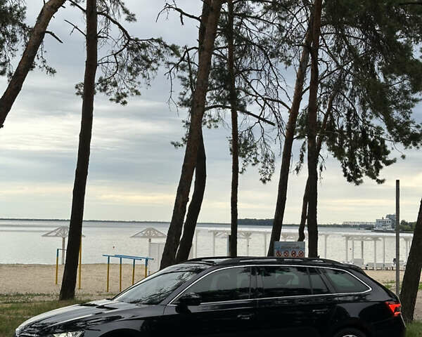Черный Шкода Суперб, объемом двигателя 1.97 л и пробегом 203 тыс. км за 23999 $, фото 136 на Automoto.ua