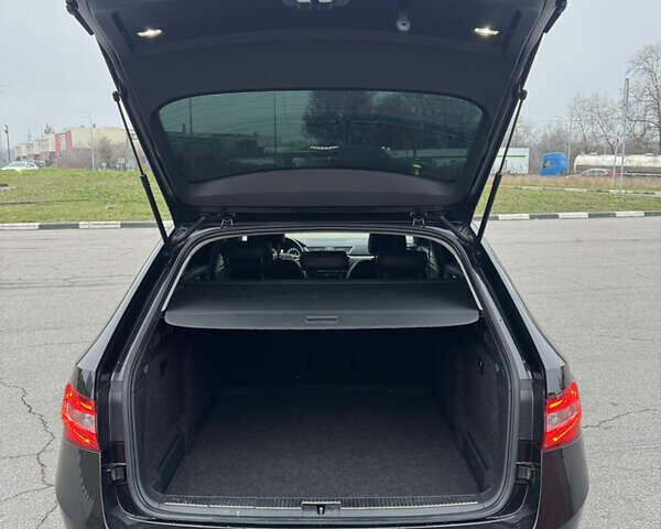 Черный Шкода Суперб, объемом двигателя 1.98 л и пробегом 223 тыс. км за 18900 $, фото 15 на Automoto.ua