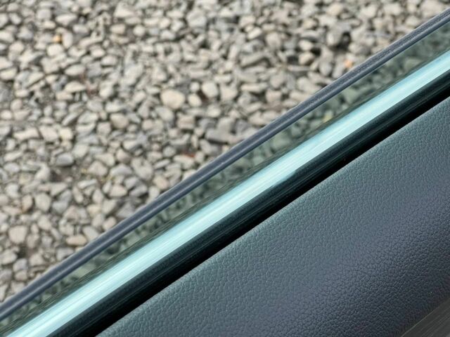 Черный Шкода Суперб, объемом двигателя 2 л и пробегом 173 тыс. км за 27200 $, фото 7 на Automoto.ua