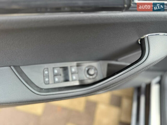 Чорний Шкода Суперб, об'ємом двигуна 1.97 л та пробігом 258 тис. км за 25300 $, фото 32 на Automoto.ua