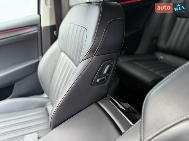 Чорний Шкода Суперб, об'ємом двигуна 1.97 л та пробігом 258 тис. км за 25300 $, фото 29 на Automoto.ua