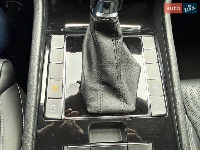 Черный Шкода Суперб, объемом двигателя 1.97 л и пробегом 230 тыс. км за 24900 $, фото 62 на Automoto.ua