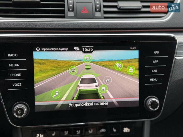 Чорний Шкода Суперб, об'ємом двигуна 1.97 л та пробігом 258 тис. км за 25300 $, фото 56 на Automoto.ua