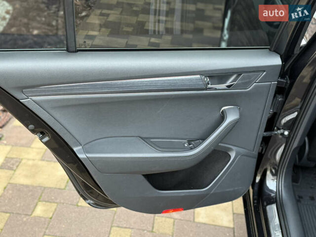 Чорний Шкода Суперб, об'ємом двигуна 1.97 л та пробігом 258 тис. км за 25300 $, фото 39 на Automoto.ua