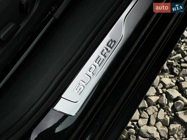 Черный Шкода Суперб, объемом двигателя 2 л и пробегом 173 тыс. км за 27700 $, фото 74 на Automoto.ua