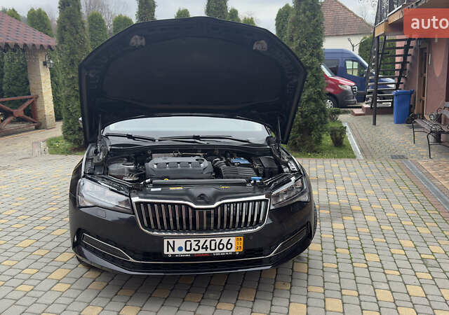 Черный Шкода Суперб, объемом двигателя 1.97 л и пробегом 259 тыс. км за 22900 $, фото 94 на Automoto.ua