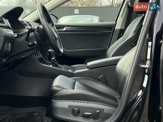 Черный Шкода Суперб, объемом двигателя 2 л и пробегом 173 тыс. км за 27700 $, фото 29 на Automoto.ua