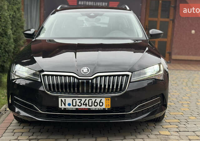 Черный Шкода Суперб, объемом двигателя 1.97 л и пробегом 259 тыс. км за 22900 $, фото 5 на Automoto.ua