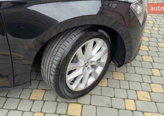 Черный Шкода Суперб, объемом двигателя 1.97 л и пробегом 259 тыс. км за 22900 $, фото 28 на Automoto.ua