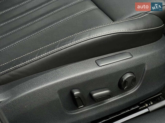 Черный Шкода Суперб, объемом двигателя 2 л и пробегом 173 тыс. км за 27700 $, фото 58 на Automoto.ua