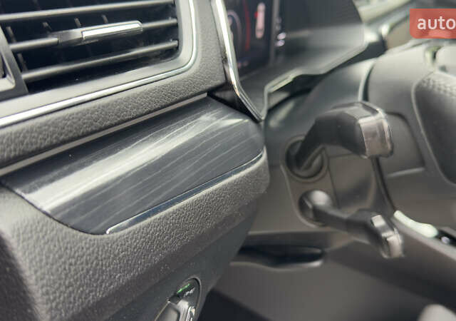 Черный Шкода Суперб, объемом двигателя 1.97 л и пробегом 259 тыс. км за 22900 $, фото 89 на Automoto.ua