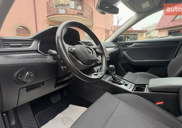 Черный Шкода Суперб, объемом двигателя 1.97 л и пробегом 259 тыс. км за 22900 $, фото 58 на Automoto.ua