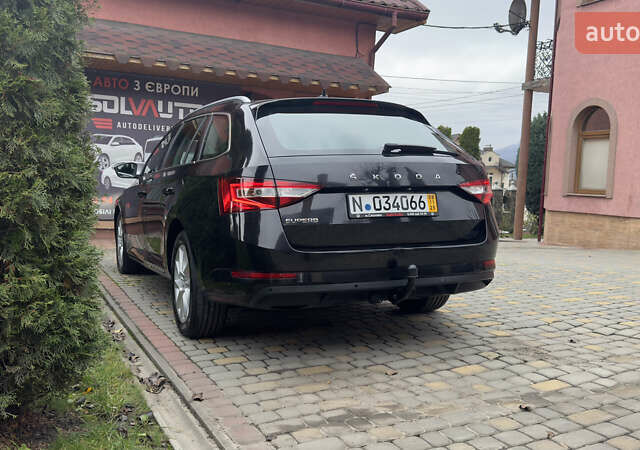 Черный Шкода Суперб, объемом двигателя 1.97 л и пробегом 259 тыс. км за 22900 $, фото 17 на Automoto.ua