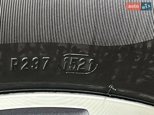 Черный Шкода Суперб, объемом двигателя 2 л и пробегом 173 тыс. км за 27700 $, фото 27 на Automoto.ua