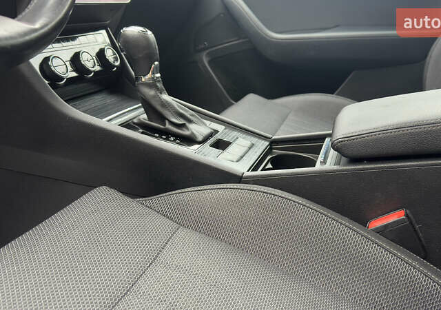 Черный Шкода Суперб, объемом двигателя 1.97 л и пробегом 259 тыс. км за 22900 $, фото 62 на Automoto.ua