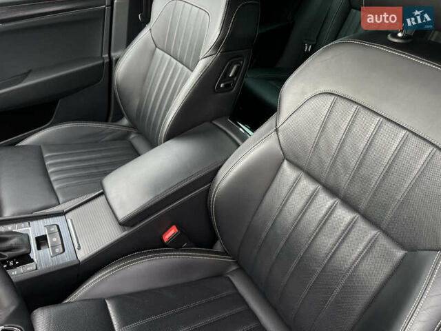 Черный Шкода Суперб, объемом двигателя 2 л и пробегом 173 тыс. км за 27700 $, фото 31 на Automoto.ua