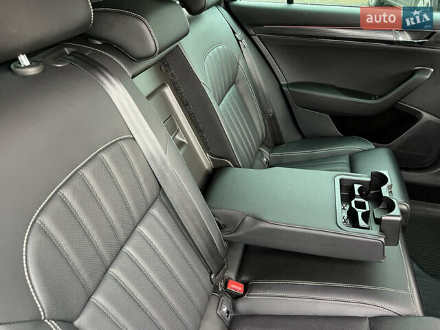 Черный Шкода Суперб, объемом двигателя 2 л и пробегом 173 тыс. км за 27700 $, фото 50 на Automoto.ua