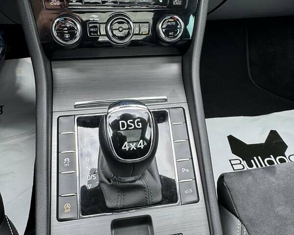 Черный Шкода Суперб, объемом двигателя 1.97 л и пробегом 193 тыс. км за 27500 $, фото 57 на Automoto.ua