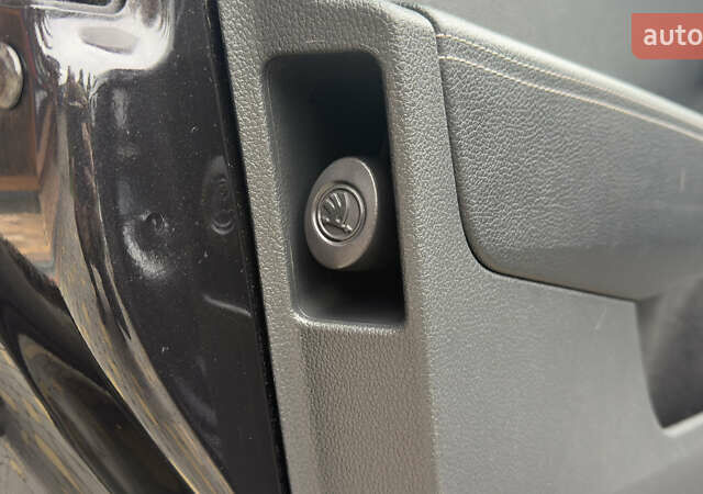 Черный Шкода Суперб, объемом двигателя 1.97 л и пробегом 259 тыс. км за 22900 $, фото 54 на Automoto.ua