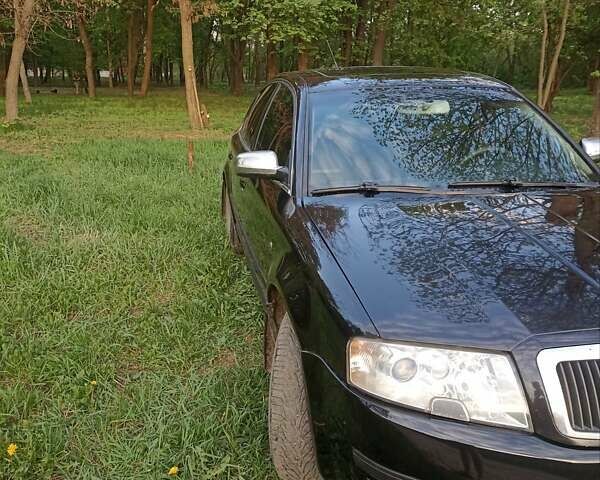 Черный Шкода Суперб, объемом двигателя 2.5 л и пробегом 300 тыс. км за 4300 $, фото 6 на Automoto.ua