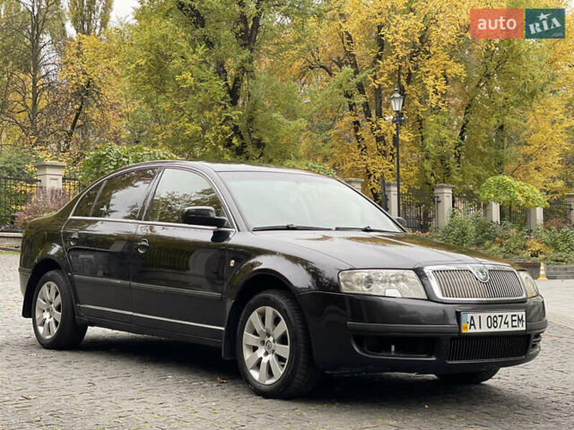 Чорний Шкода Суперб, об'ємом двигуна 2.5 л та пробігом 372 тис. км за 4450 $, фото 2 на Automoto.ua