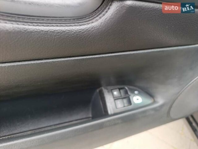 Шкода Суперб 2002 у Ужгороді на Automoto.ua Чорний Шкода Суперб, об'ємом двигуна 2.5 л та пробігом 280 тис. км за 3200 $, фото 47 на Automoto.ua