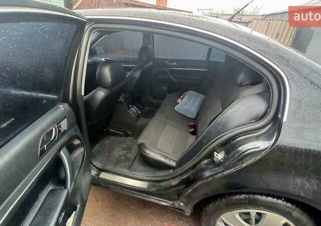 Черный Шкода Суперб, объемом двигателя 2.77 л и пробегом 287 тыс. км за 3800 $, фото 6 на Automoto.ua