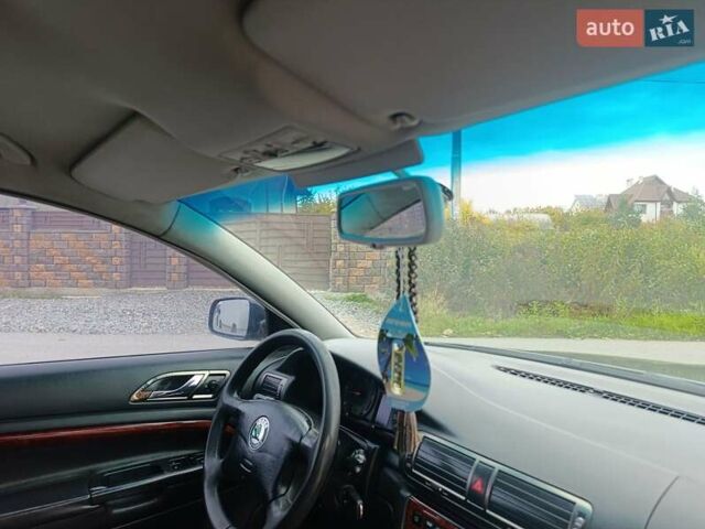 Шкода Суперб 2002 у Ужгороді на Automoto.ua Чорний Шкода Суперб, об'ємом двигуна 2.5 л та пробігом 280 тис. км за 3200 $, фото 34 на Automoto.ua