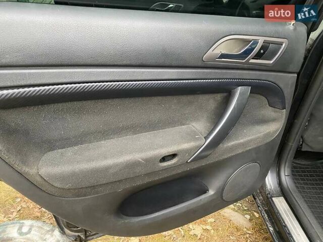 Черный Шкода Суперб, объемом двигателя 2.8 л и пробегом 341 тыс. км за 2950 $, фото 13 на Automoto.ua