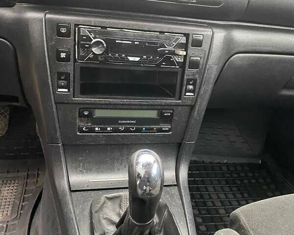 Черный Шкода Суперб, объемом двигателя 2.8 л и пробегом 341 тыс. км за 2950 $, фото 14 на Automoto.ua