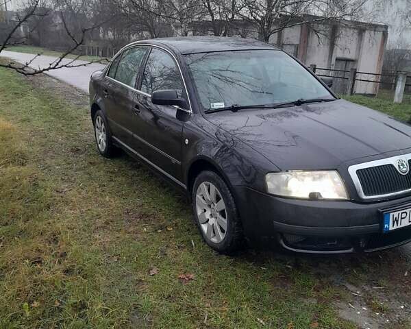 Чорний Шкода Суперб, об'ємом двигуна 2.5 л та пробігом 360 тис. км за 2600 $, фото 11 на Automoto.ua