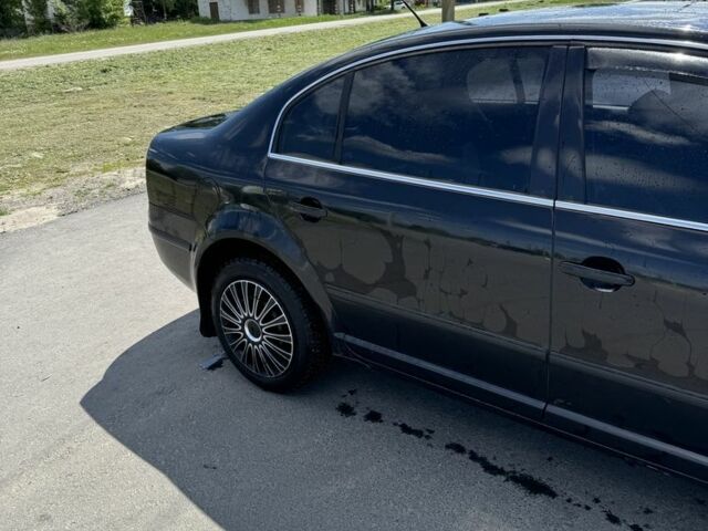 Черный Шкода Суперб, объемом двигателя 1.9 л и пробегом 419 тыс. км за 4800 $, фото 3 на Automoto.ua