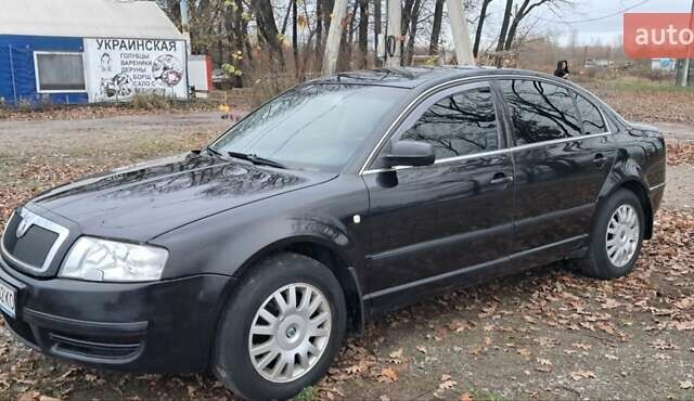 Черный Шкода Суперб, объемом двигателя 1.8 л и пробегом 302 тыс. км за 4500 $, фото 9 на Automoto.ua