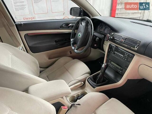 Чорний Шкода Суперб, об'ємом двигуна 2.5 л та пробігом 360 тис. км за 2600 $, фото 5 на Automoto.ua