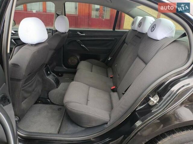 Черный Шкода Суперб, объемом двигателя 1.8 л и пробегом 347 тыс. км за 4550 $, фото 23 на Automoto.ua