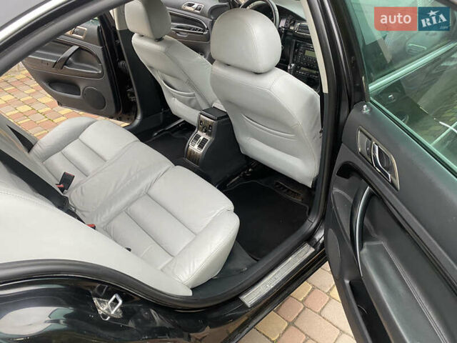 Черный Шкода Суперб, объемом двигателя 1.9 л и пробегом 300 тыс. км за 4600 $, фото 16 на Automoto.ua