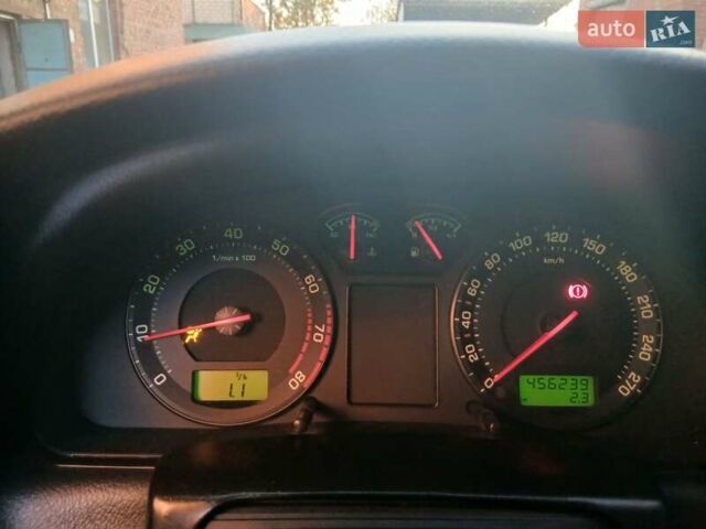 Шкода Суперб 2005 у Первомайськ на Automoto.ua Чорний Шкода Суперб, об'ємом двигуна 1.8 л та пробігом 456 тис. км за 5000 $, фото 5 на Automoto.ua