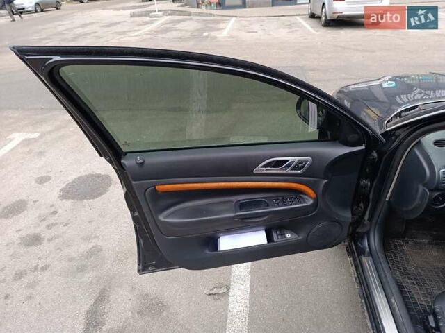 Черный Шкода Суперб, объемом двигателя 1.78 л и пробегом 384 тыс. км за 3500 $, фото 12 на Automoto.ua