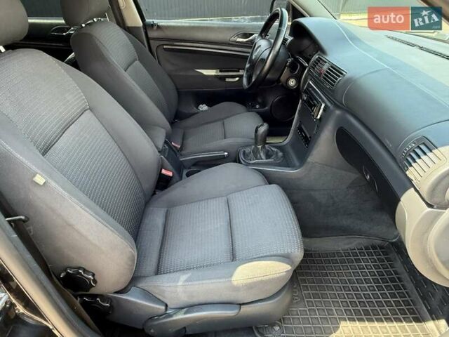 Черный Шкода Суперб, объемом двигателя 1.97 л и пробегом 340 тыс. км за 5600 $, фото 39 на Automoto.ua