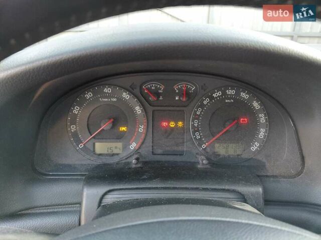 Чорний Шкода Суперб, об'ємом двигуна 1.78 л та пробігом 258 тис. км за 5500 $, фото 5 на Automoto.ua