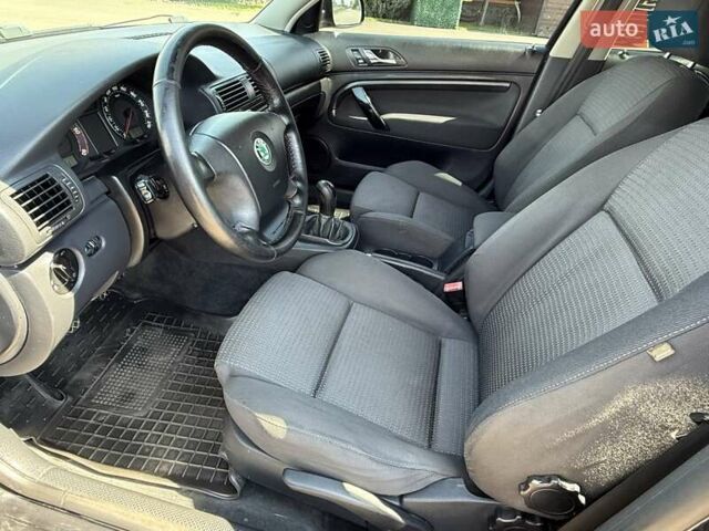 Черный Шкода Суперб, объемом двигателя 1.97 л и пробегом 340 тыс. км за 5600 $, фото 31 на Automoto.ua