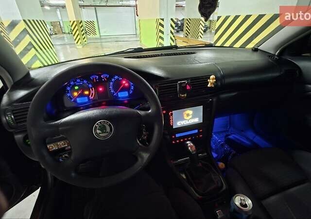 Чорний Шкода Суперб, об'ємом двигуна 1.78 л та пробігом 257 тис. км за 4899 $, фото 7 на Automoto.ua