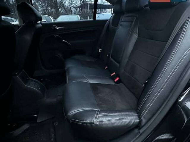 Черный Шкода Суперб, объемом двигателя 1.78 л и пробегом 200 тыс. км за 6600 $, фото 13 на Automoto.ua