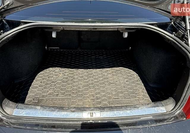 Черный Шкода Суперб, объемом двигателя 1.97 л и пробегом 340 тыс. км за 5600 $, фото 46 на Automoto.ua