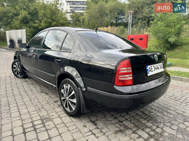 Черный Шкода Суперб, объемом двигателя 1.78 л и пробегом 210 тыс. км за 4200 $, фото 4 на Automoto.ua